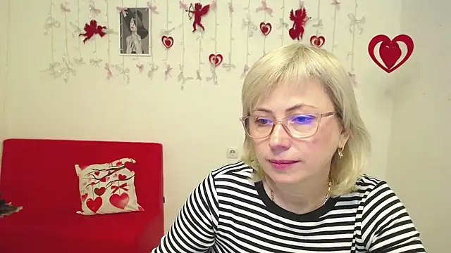 LaurenWishy online show from 02/01/26, 06:01