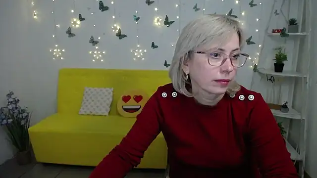 LaurenWishy online show from 02/23/26, 06:00