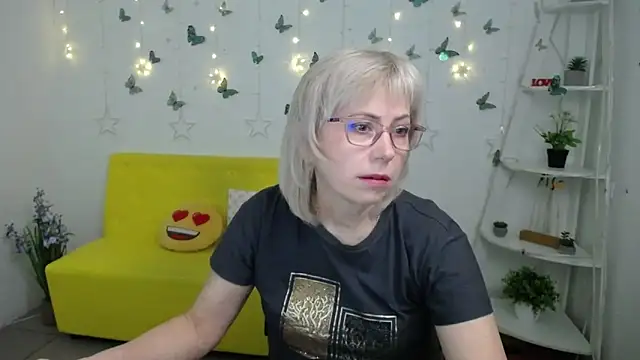 LaurenWishy online show from 03/15/26, 05:57