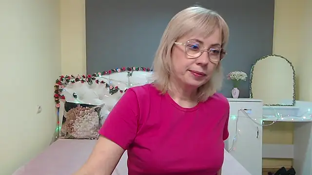 LaurenWishy online show from 03/22/26, 12:19