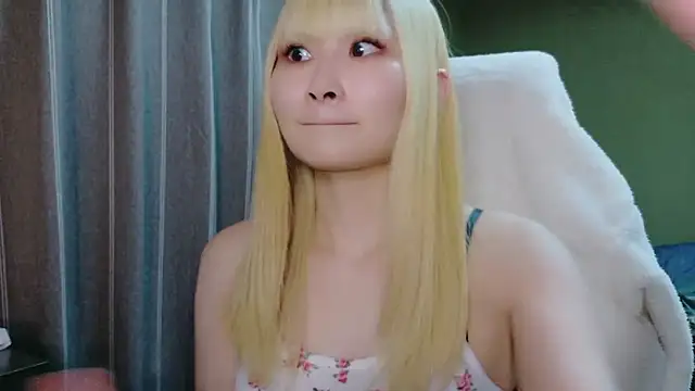 miyu0003 online show from 12/21/25, 02:13