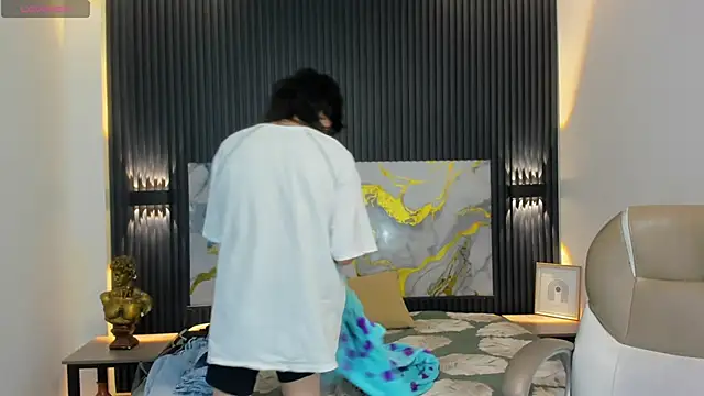 Snapshot of Sylasfrost chatting on 11/20/25, 07:02 Sylasfrost online show from 11/20/25, 07:02