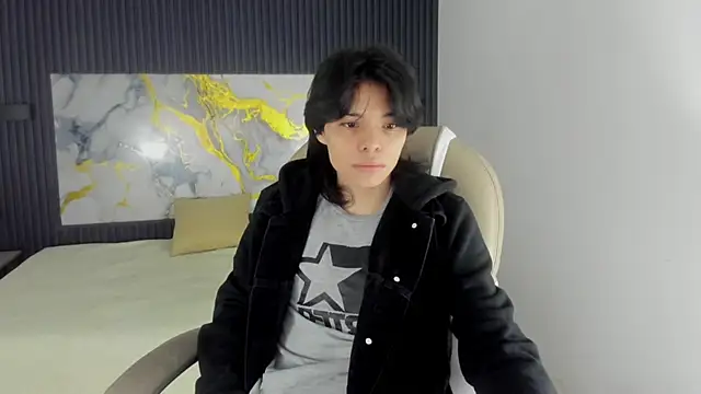 Snapshot of Sylasfrost chatting on 11/25/25, 06:52 Sylasfrost online show from 11/25/25, 06:52