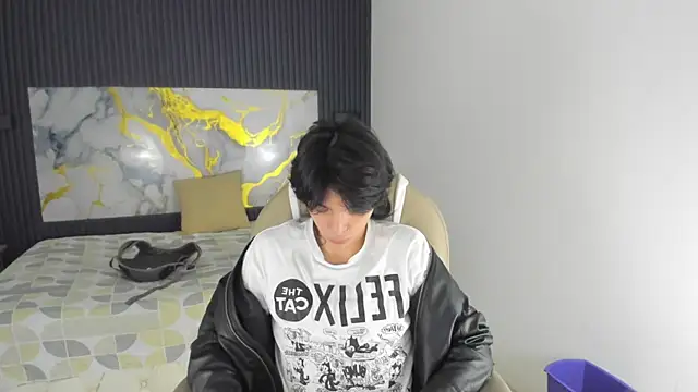 Sylasfrost online show from 12/04/25, 07:33