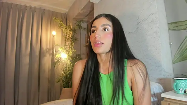 Snapshot of IsabelaStefano chatting on 07/18/26, 03:44 IsabelaStefano online show from 07/18/26, 03:44