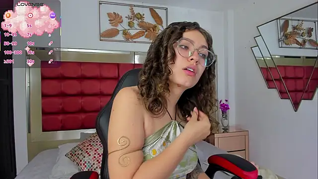 MarieTaylor  online show from 02/04/26, 06:14