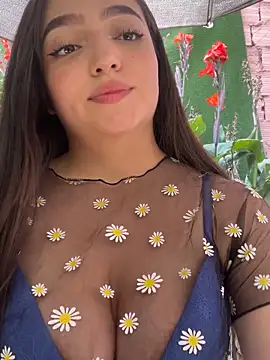 Juanita Rojas online show from 12/03/25, 06:28