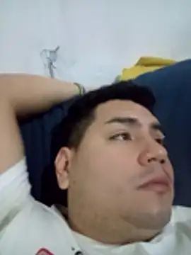 Snapshot of MLis27664 chatting on 11/18/25, 11:59 MLis27664 online show from 11/18/25, 11:59