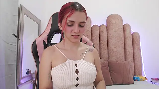 Camii 29 online show from 12/17/25, 12:27