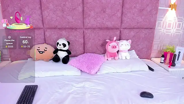 NathalieRoss1 online show from 03/15/26, 05:35