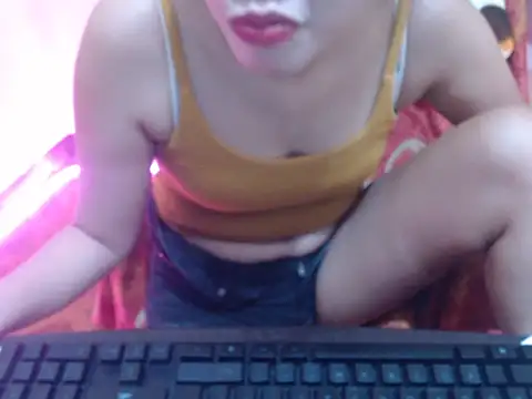 HotAsian Yazzi69 online show from 02/18/26, 04:36