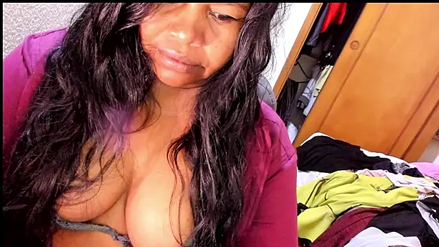 ebonycamelia online show from 04/07/26, 10:31