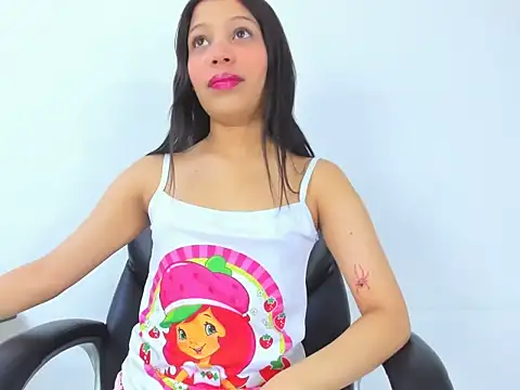 Mia Scarlett18 online show from 11/26/25, 05:08