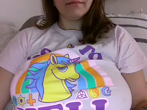 Snapshot of xxxluana chatting on 11/27/25, 11:34 xxxluana online show from 11/27/25, 11:34