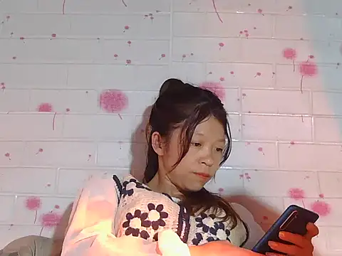 Kim mon online show from 12/18/25, 03:07