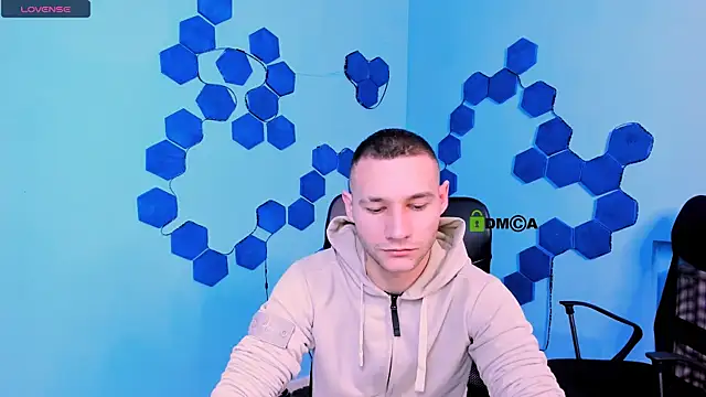 fred strong online show from 12/05/25, 10:57