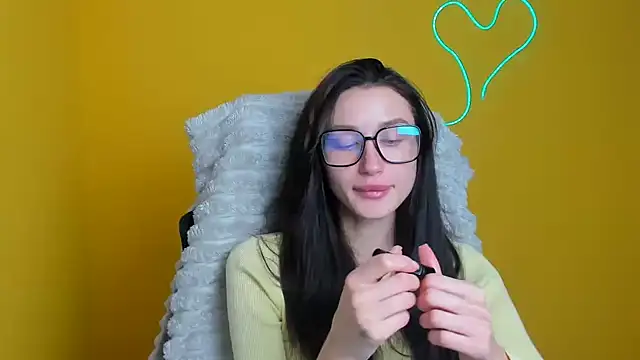 Stella XO online show from 12/04/25, 12:47