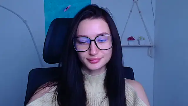 Stella XO online show from 12/16/25, 06:29