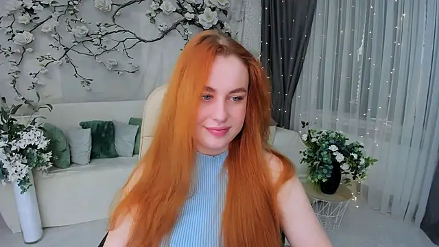 Snapshot of AirySilhouette chatting on 11/25/25, 10:15 AirySilhouette online show from 11/25/25, 10:15