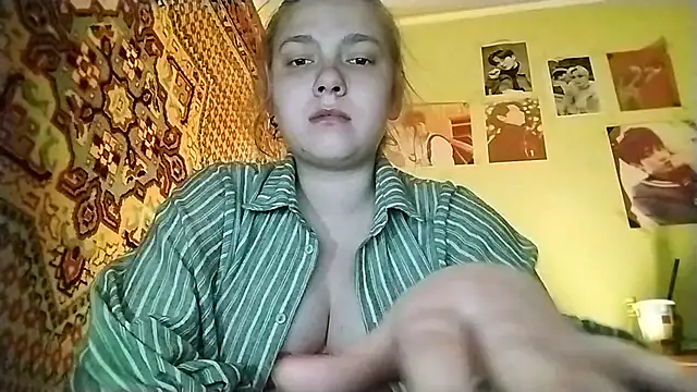 KikiBang online show from 04/29/26, 07:20