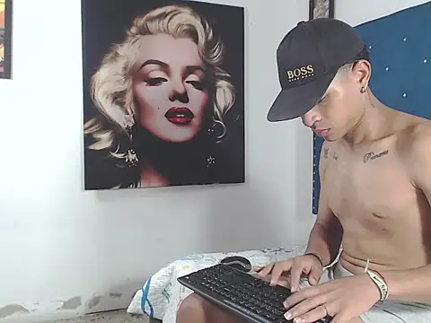 crissex3 online show from 03/21/26, 12:21