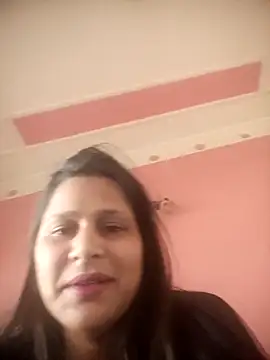 Snapshot of Ariana101 chatting on 12/01/25, 08:41 Ariana101 online show from 12/01/25, 08:41