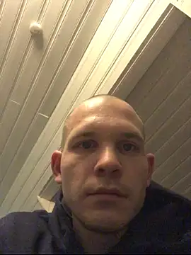 Spielzeugtwink online show from 11/26/25, 12:22