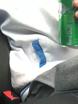 Spielzeugtwink online show from 04/15/26, 01:18