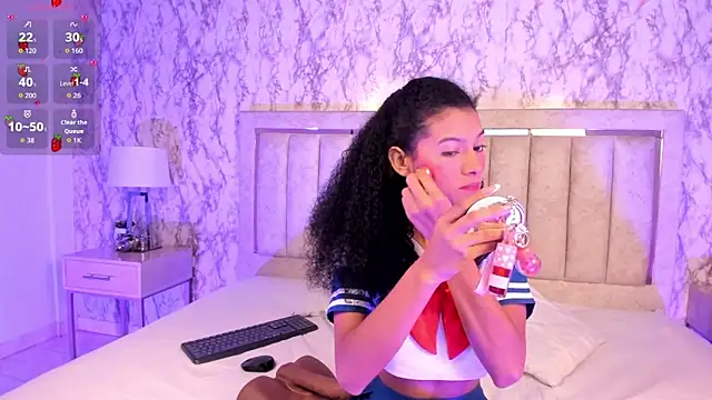 Snapshot of Valeskaa_ chatting on 12/01/25, 12:32 Valeskaa online show from 12/01/25, 12:32