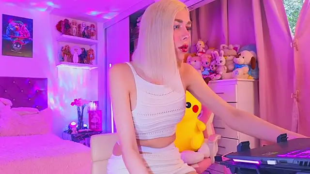 MadamBarbiee online show from 01/06/26, 10:01