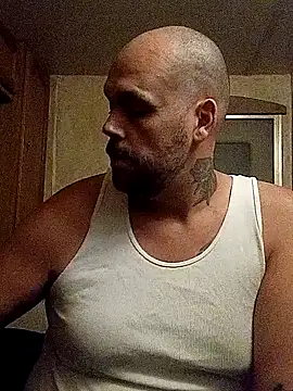 BigriskDaddy92 online show from 12/03/25, 03:36