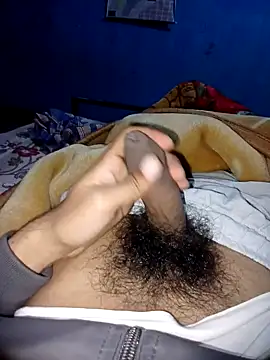 vaasuboy01 online show from 11/30/25, 12:31