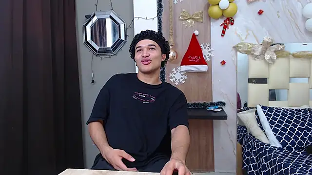 sweett love  online show from 12/05/25, 03:26