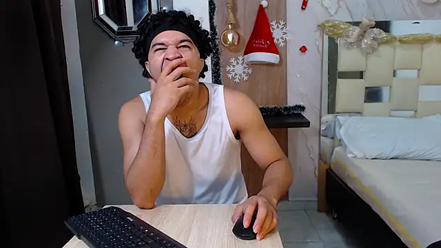 sweett love  online show from 12/16/25, 04:39