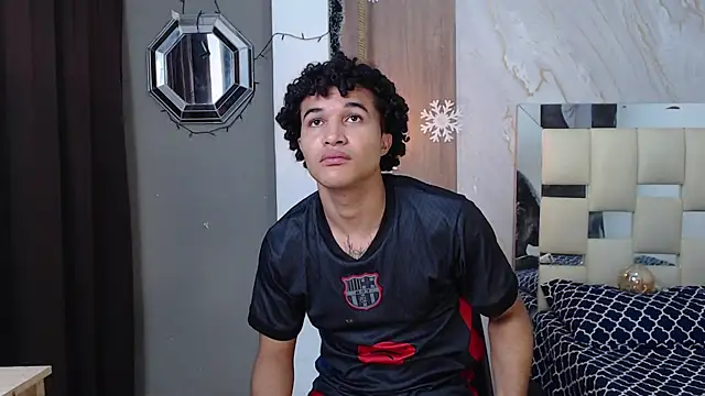 sweett love  online show from 01/13/26, 05:24