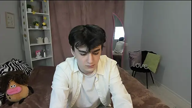 Snapshot of kevinhunter_ chatting on 11/23/25, 04:51 kevinhunter online show from 11/23/25, 04:51