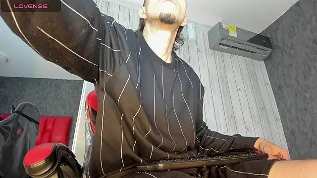 yeikoox online show from 11/21/25, 03:38