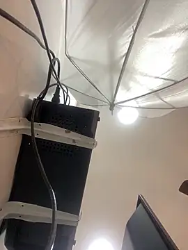 Aria Kitty online show from 11/30/25, 11:36