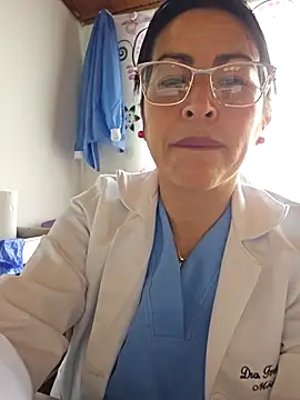 JustSamantha  online show from 12/01/25, 12:54