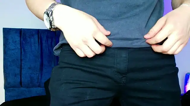 Ethan-Connor online show from 12/04/25, 08:50