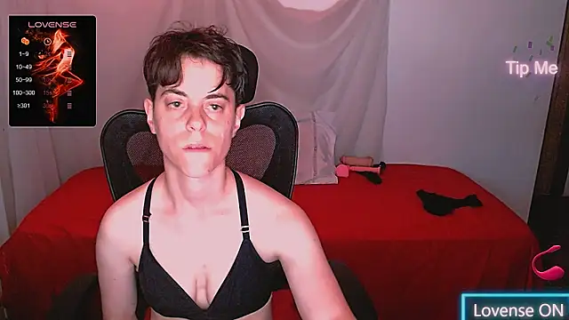 yuyitohairy online show from 11/30/25, 01:20