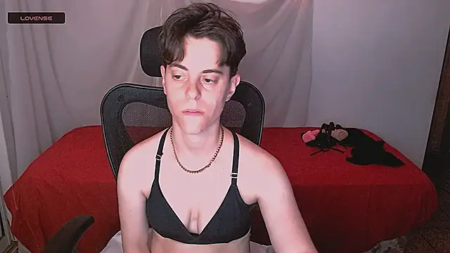 yuyitohairy online show from 12/02/25, 04:07