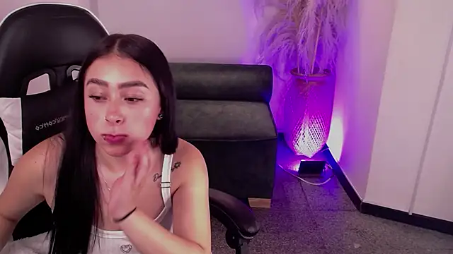 vallolett online show from 11/20/25, 06:18