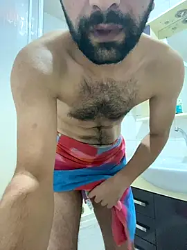 Snapshot of metro-2034 chatting on 11/21/25, 12:48 metro-2034 online show from 11/21/25, 12:48