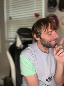 strippingmale1 online show from 11/27/25, 07:49