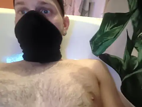 00x0x00 online show from 05/01/26, 11:53