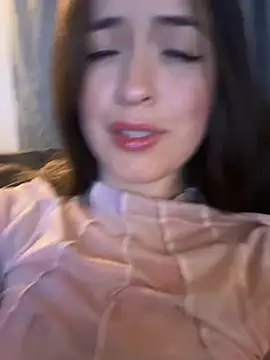 Snapshot of Little__Danni1 chatting on 06/29/26, 03:02 Little Danni1 online show from 06/29/26, 03:02
