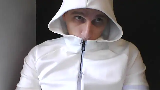 Poliglotjoe1 online show from 12/15/25, 01:26