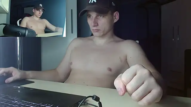 Poliglotjoe1 online show from 12/16/25, 05:40