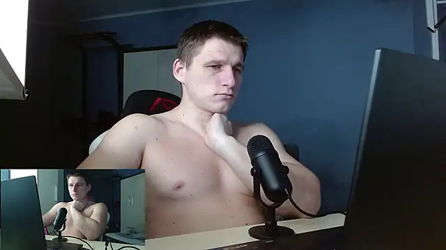 Snapshot of Poliglotjoe1 chatting on 01/17/26, 08:23 Poliglotjoe1 online show from 01/17/26, 08:23